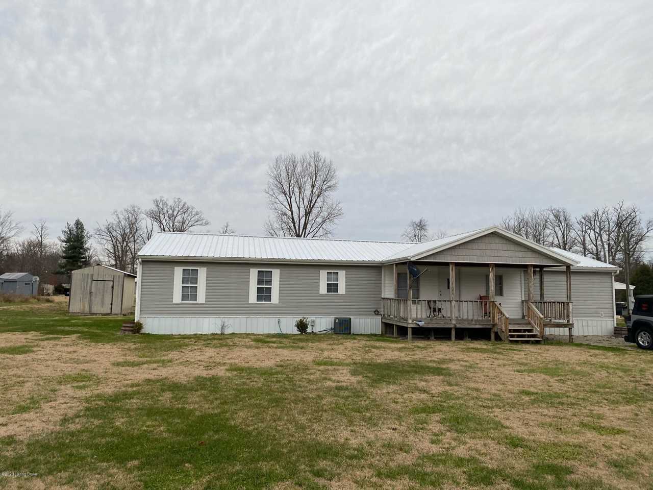 668 Kings Lake Dr Shepherdsville KY in Bullitt County MLS 1574827