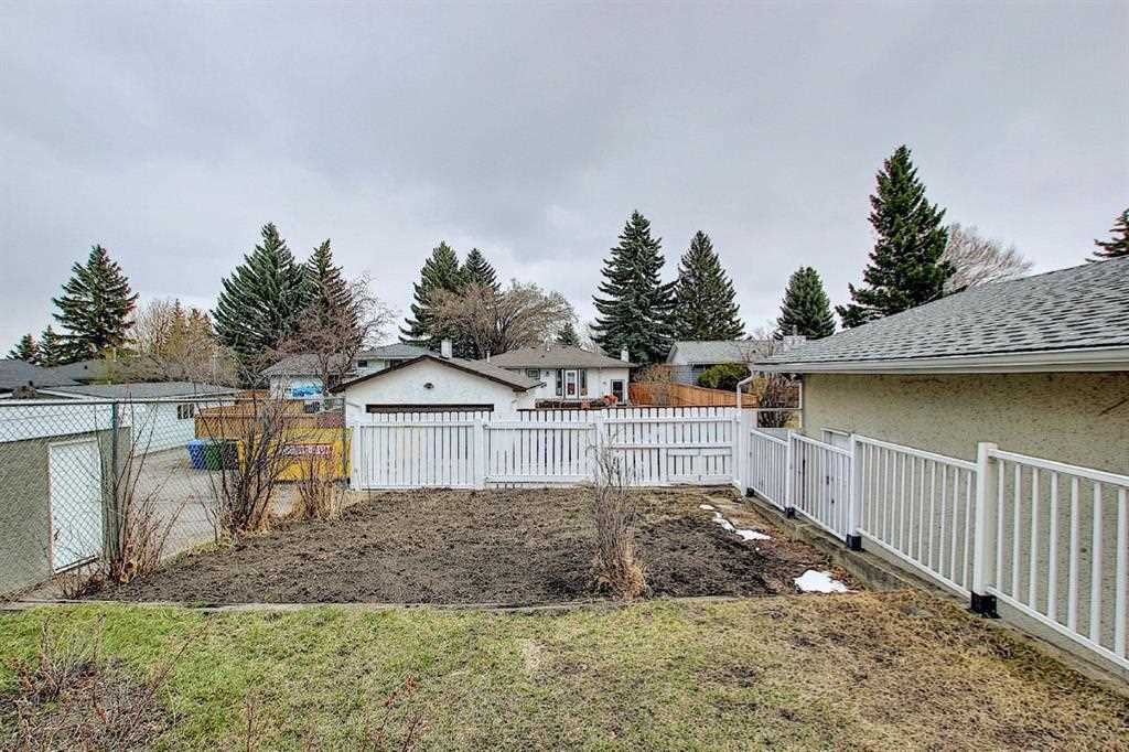 816 Canna Crescent SWCalgary Real EstateCanyon Meadows Homes for Sale