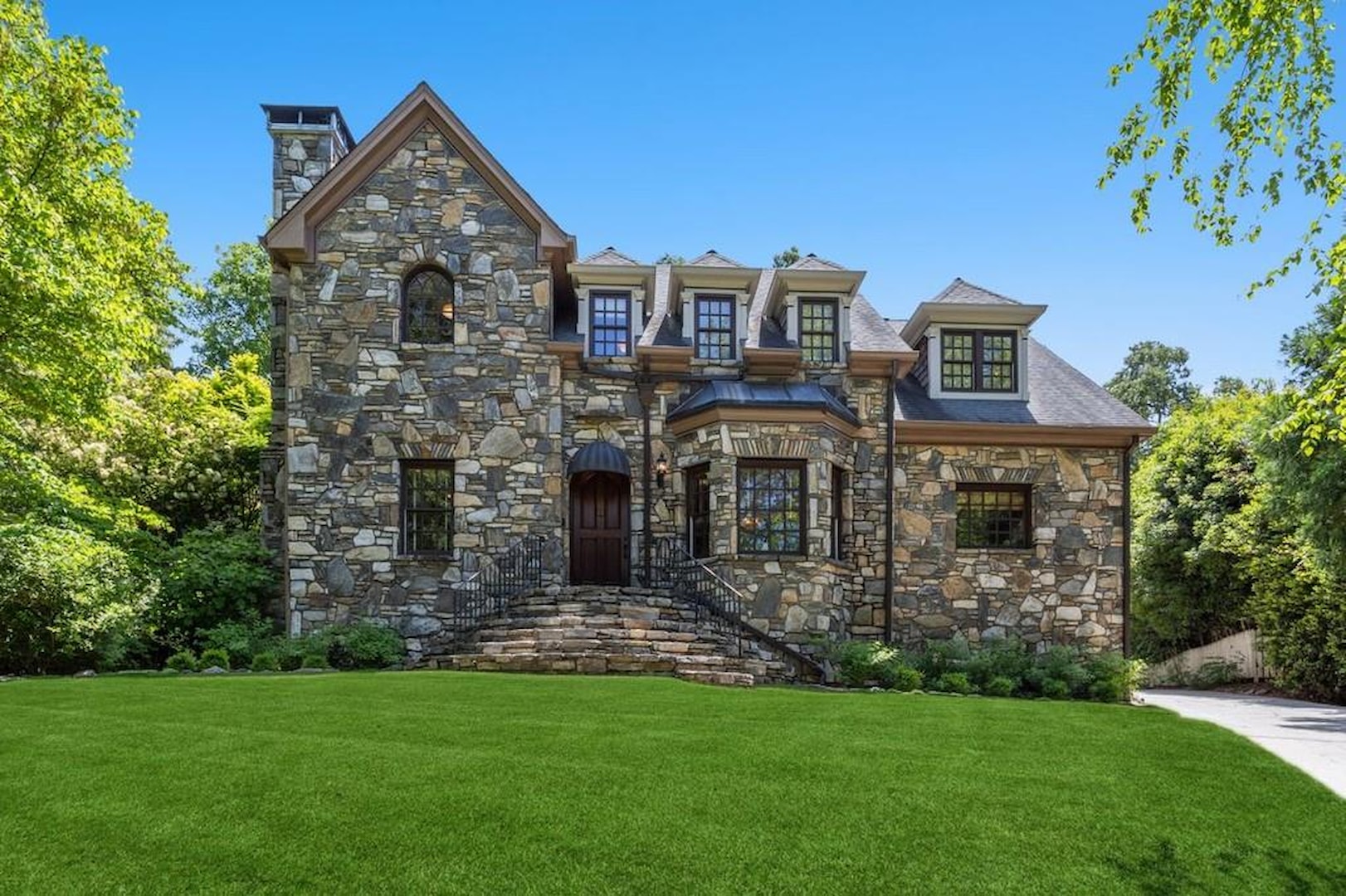 482 Ponce De Leon Manor NE Atlanta, GA 30307 MLS 6875569