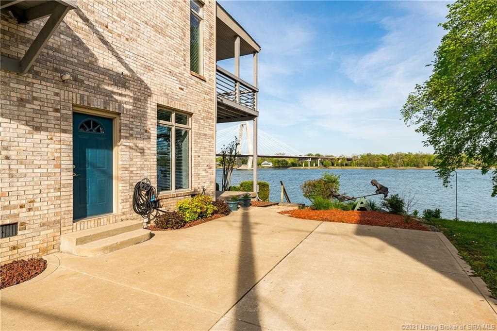 4812 Upper River Rd Jeffersonville, IN 47130 MLS 202107356