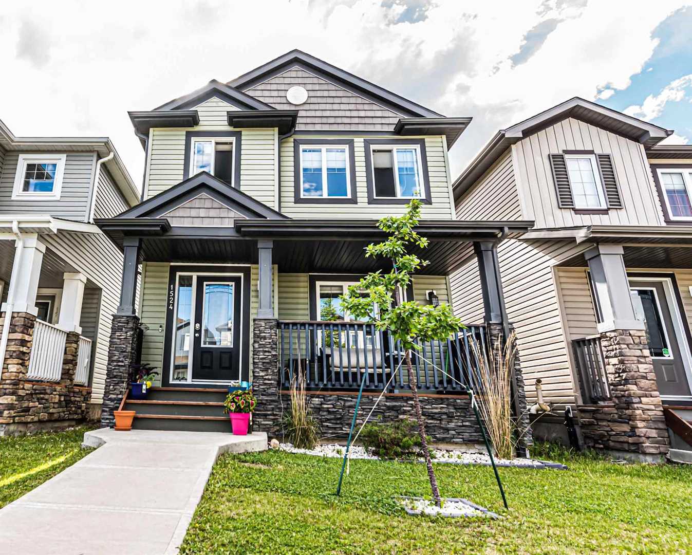 1524 33A Street Edmonton AB T6T 0X5 MLS E4250373