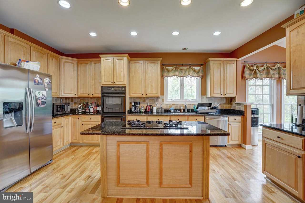 15 Foxview Circle Hockessin, DE 19707 | MLS ® DENC2001166 Photo 8