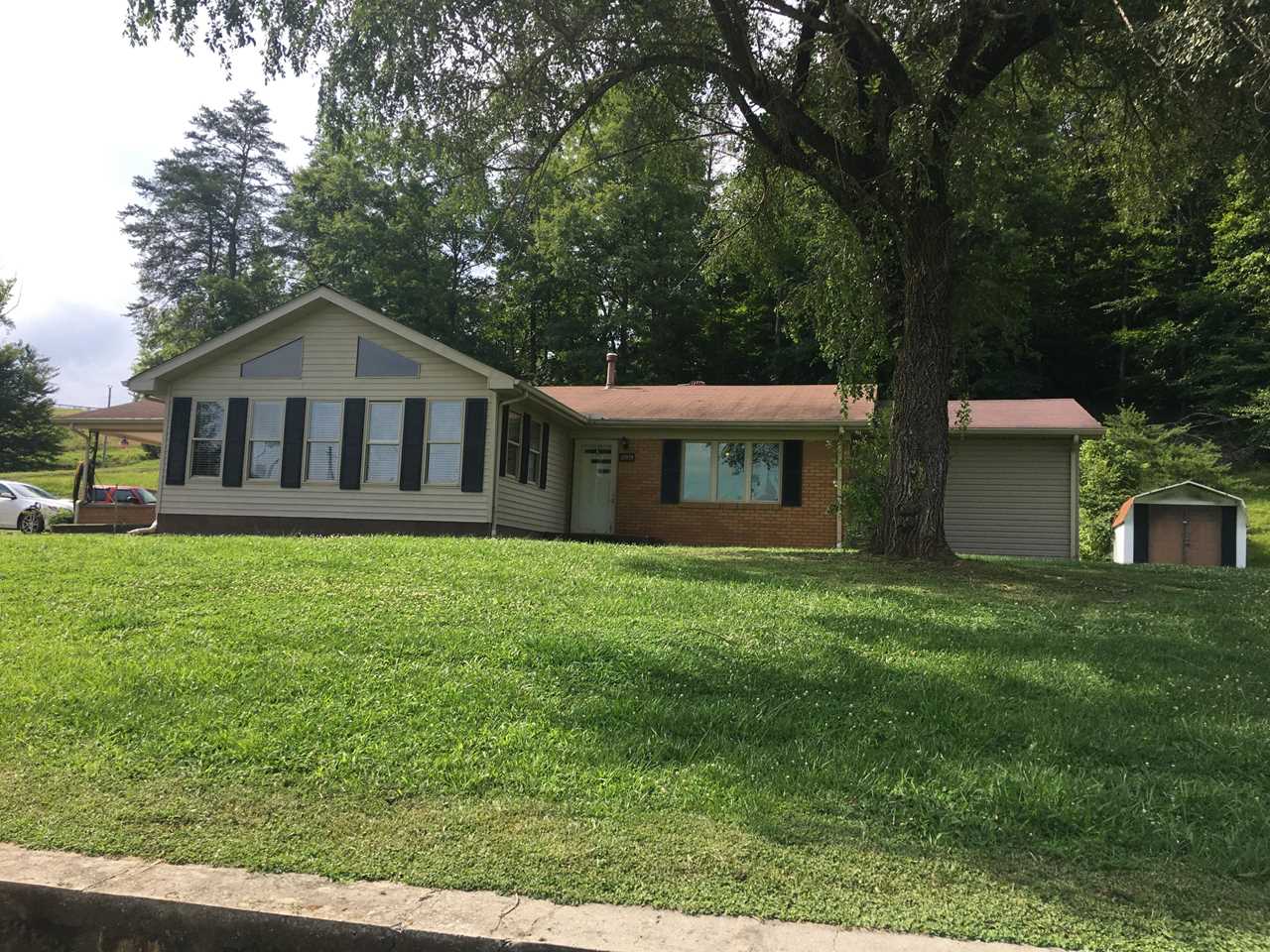 10999 Hwy 459 Barbourville, KY 40906 MLS 20113702