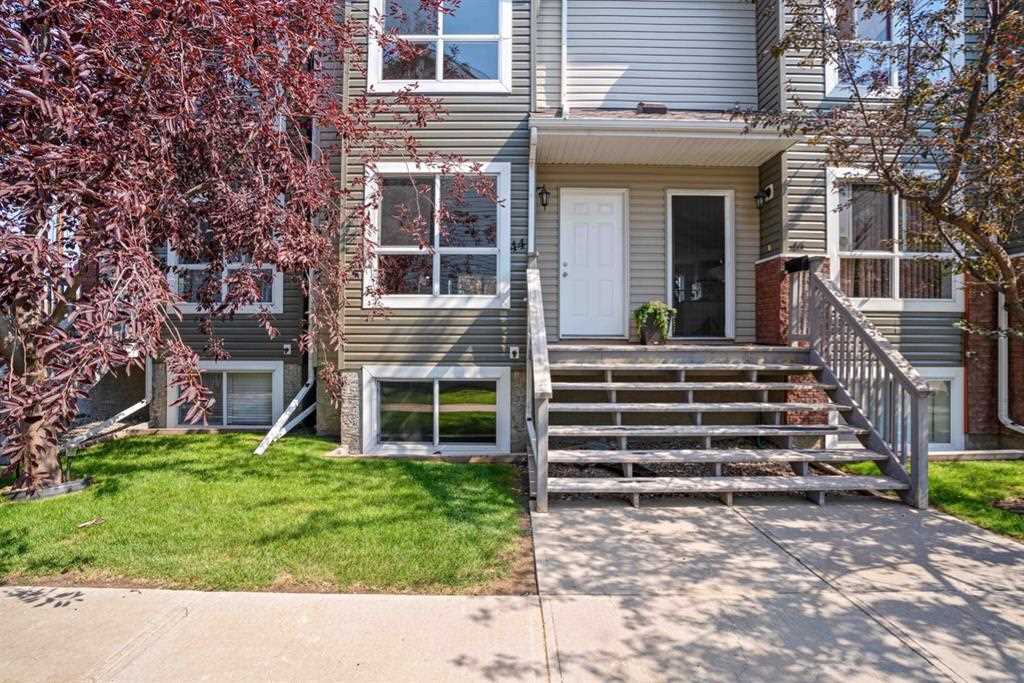 44 Erin Woods Ct SECalgary Real EstateErin Woods Homes for SaleA1134560