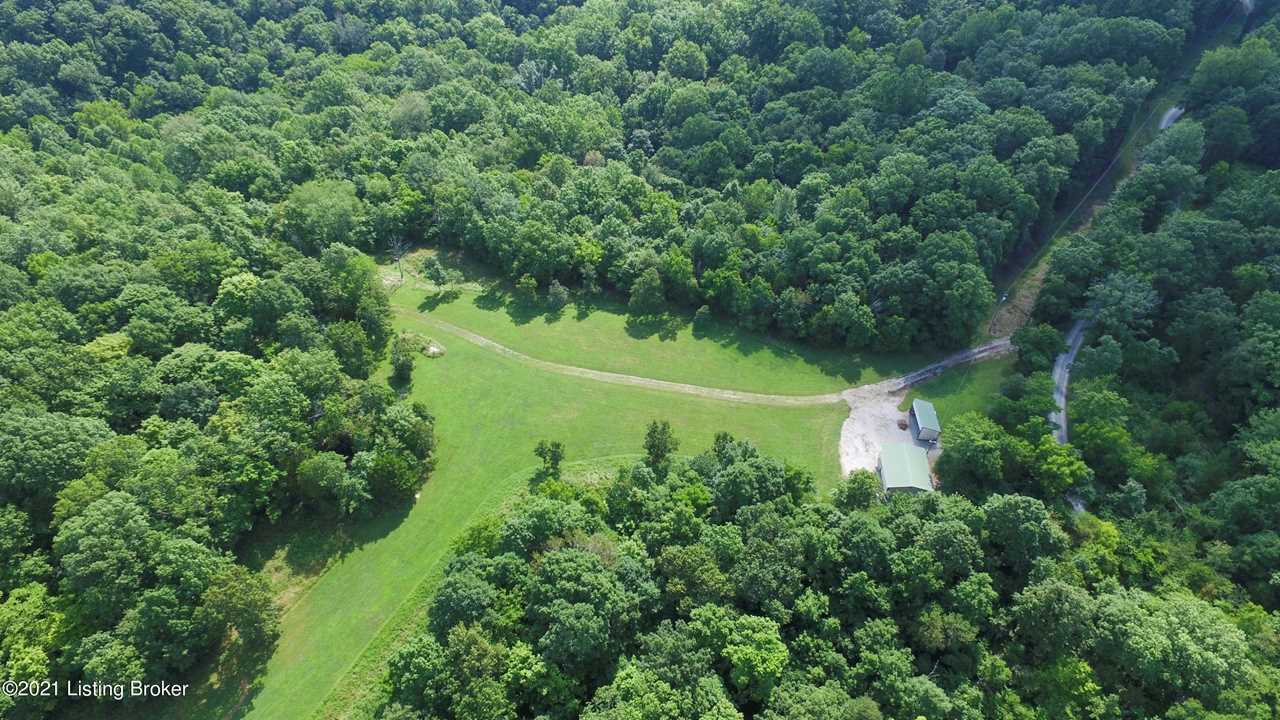 3147 Little Dixie Rd, Pleasureville, KY 40057 400,000