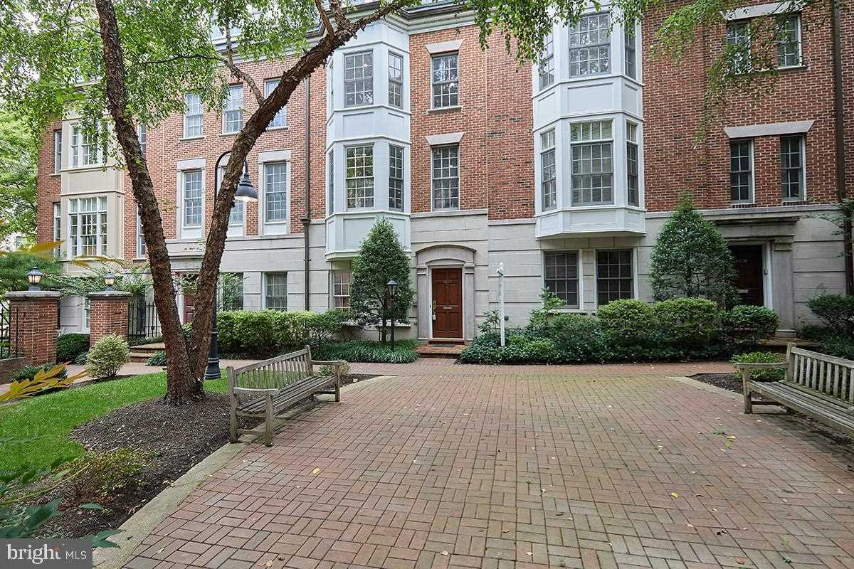 4834 Montgomery Ln Bethesda, MD 20814 home for sale Edgemoor