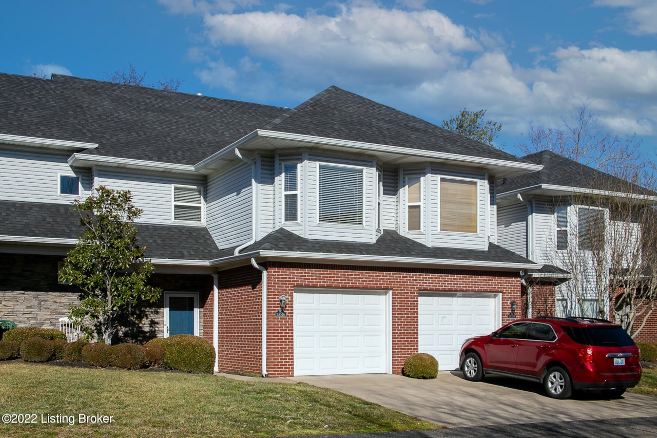 13516 Pinnacle Gardens Cir Louisville, KY 40245 MLS 1605438