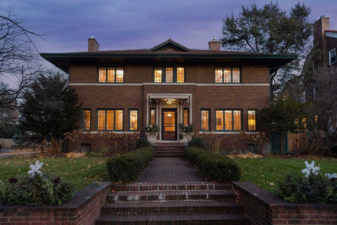 Lowry Hill Minneapolis Hennepin County MLS 6123143 1901 Knox Avenue S