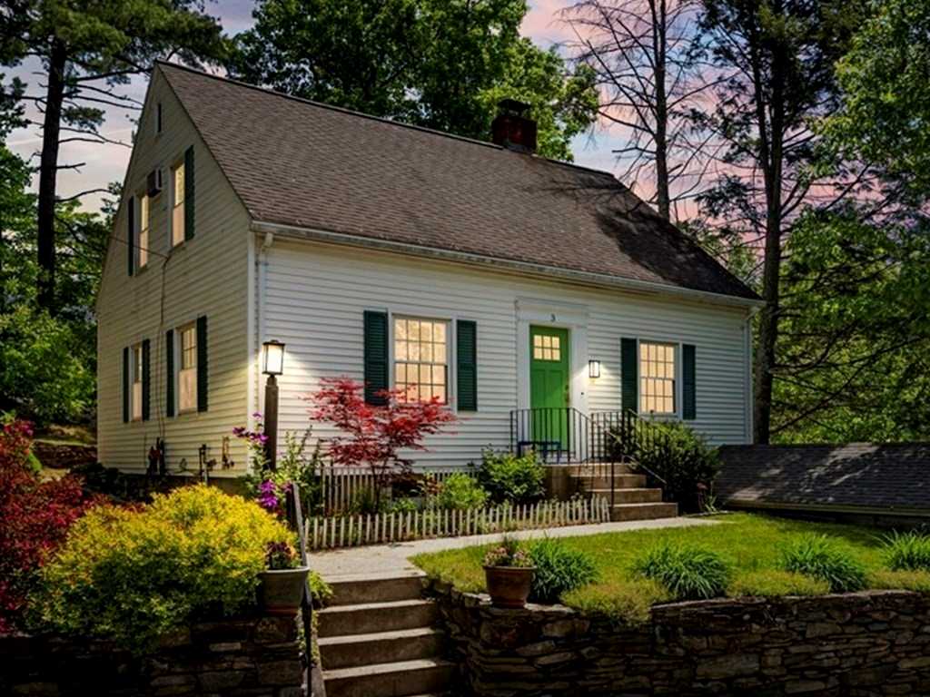 Berlin, 3 Oak Street, MA, home for sale, MLS72989377