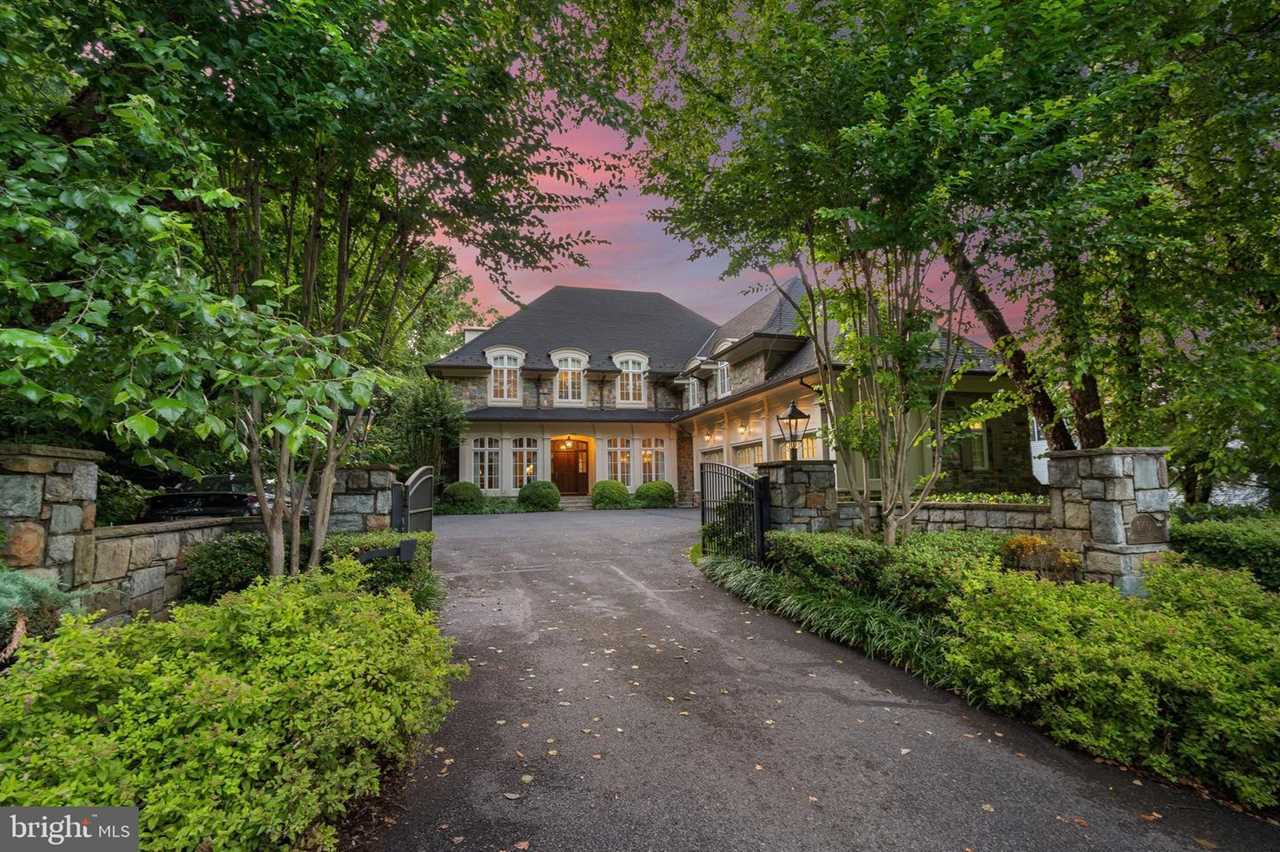 Langley Farms Mclean VA 1160 Chain Bridge Rd