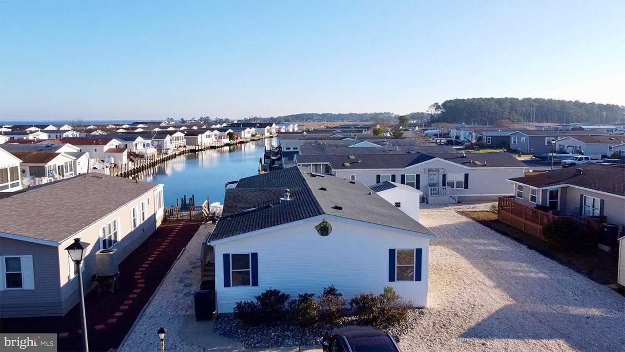Mariners Cove 26375 Jennifer Lee Dr Millsboro DE home for sale BEACHLIFE