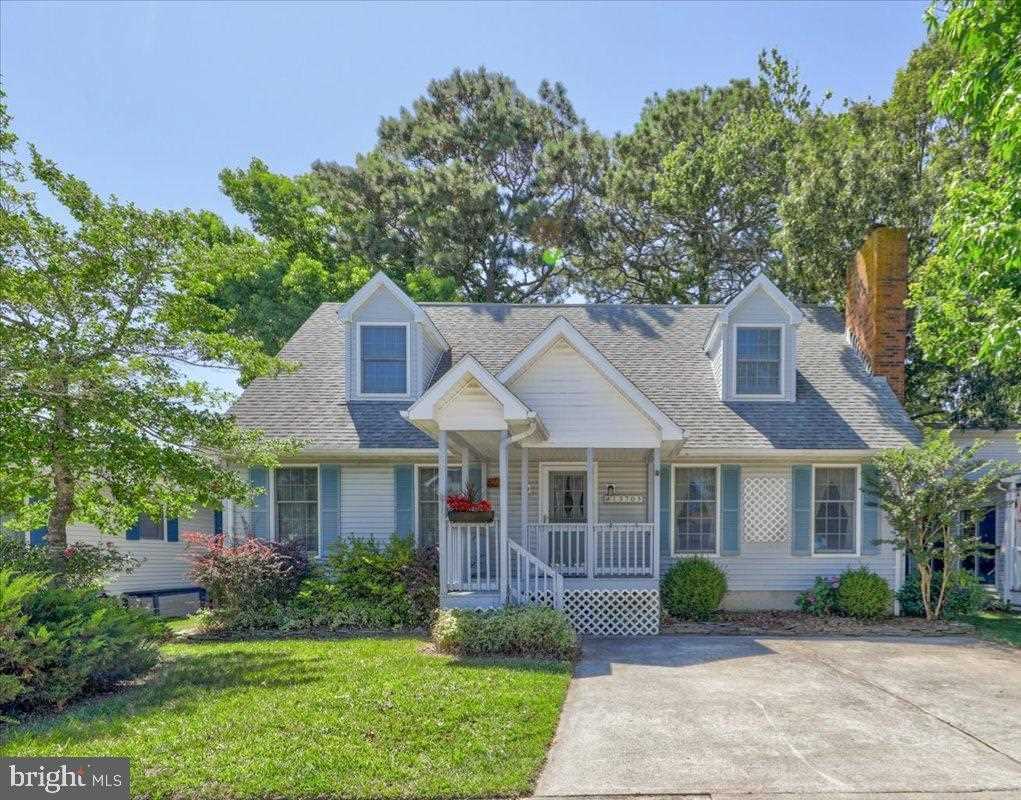 13705 Fountain Rd Ocean City MD is a home for sale BEACHLIFE