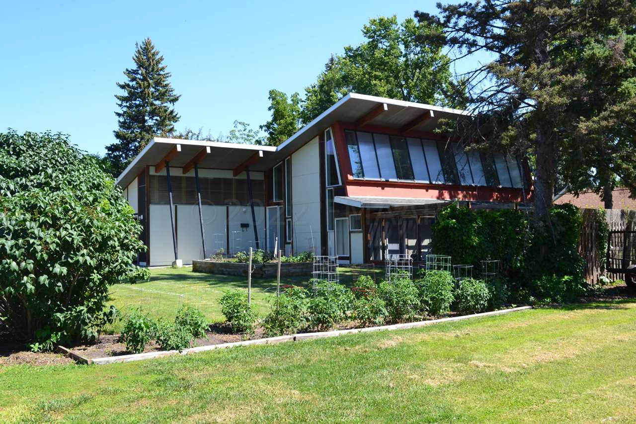 810 9th St S Moorhead, MN 56560 MLS 223692