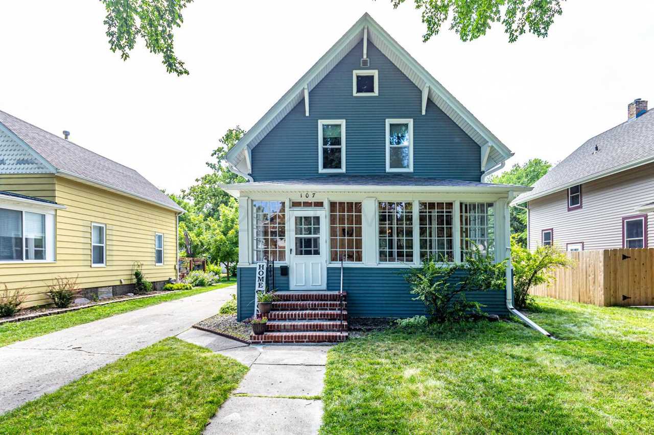 107 8th Ave S Moorhead, MN 56560 MLS 223810