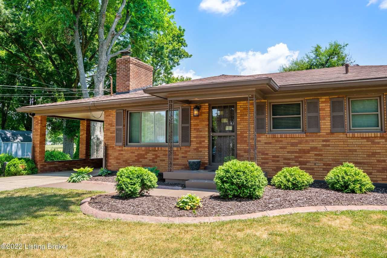 5201 S Watterson Trail Louisville, KY 40291 MLS 1619698