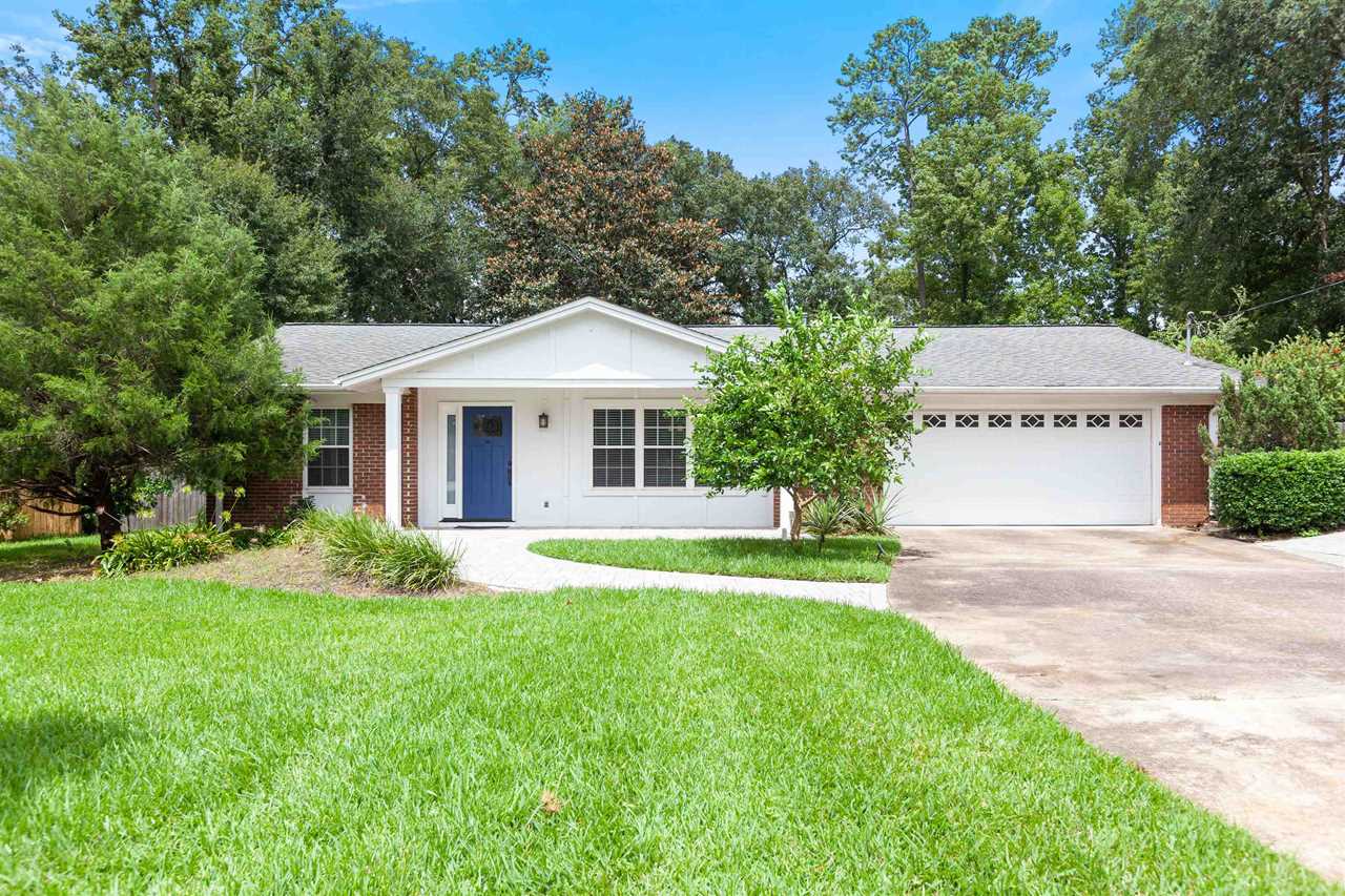 2436 Castletower Rd Tallahassee, FL 32301 in Camelot