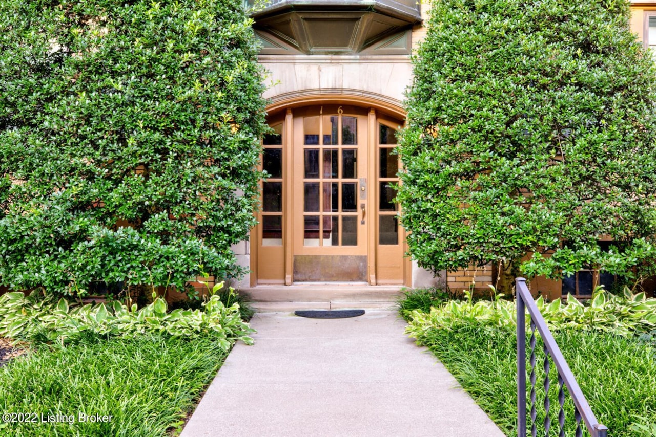 3015 Brownsboro Rd 5 Louisville, KY 40206 MLS 1618123