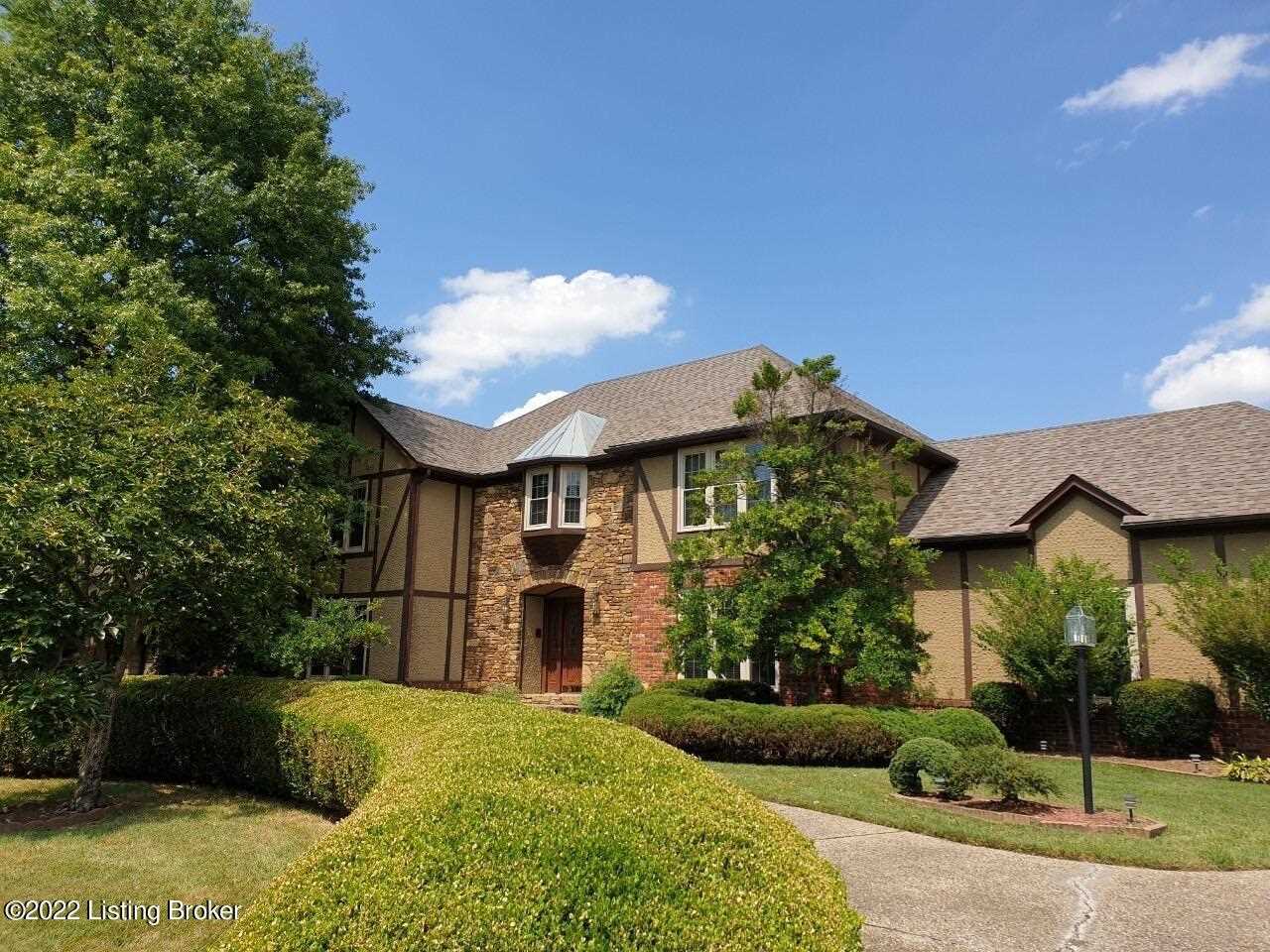 901 Colonel Anderson Pkwy Louisville KY 40222 MLS1620986