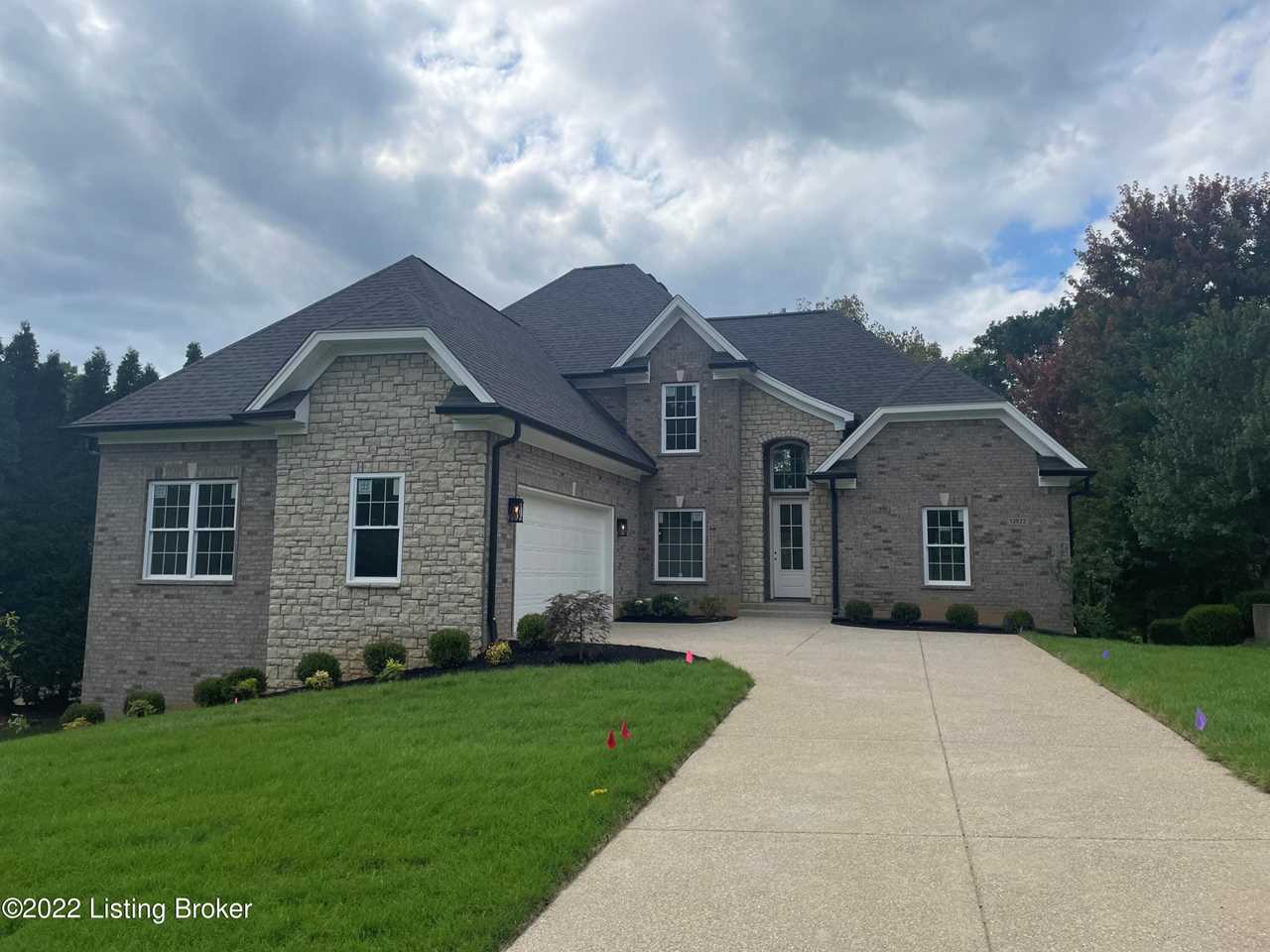 13922 Fancy Gap Dr Louisville, KY 40299 MLS 1622926