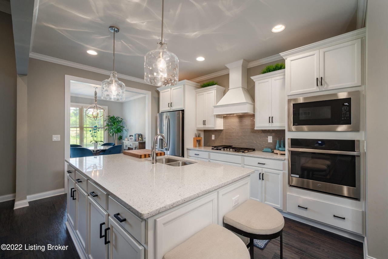 231 Locust Park Pl Louisville, KY 40245 MLS 1615389