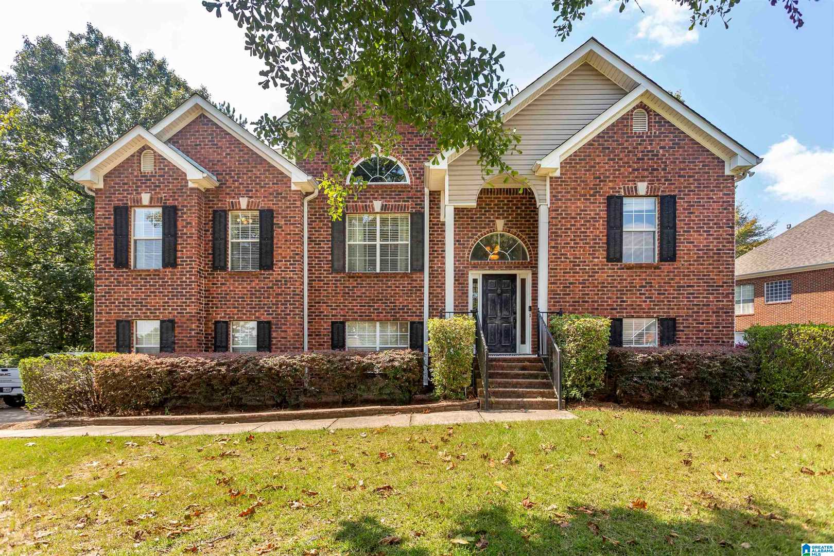 137 Sterling Gate Drive in Alabaster, AL