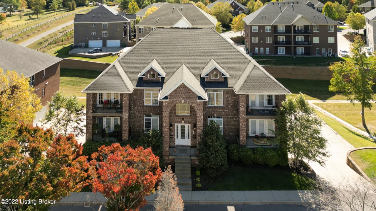 15304 Harbour Tree Ave Louisville, KY 40245 MLS 1623959