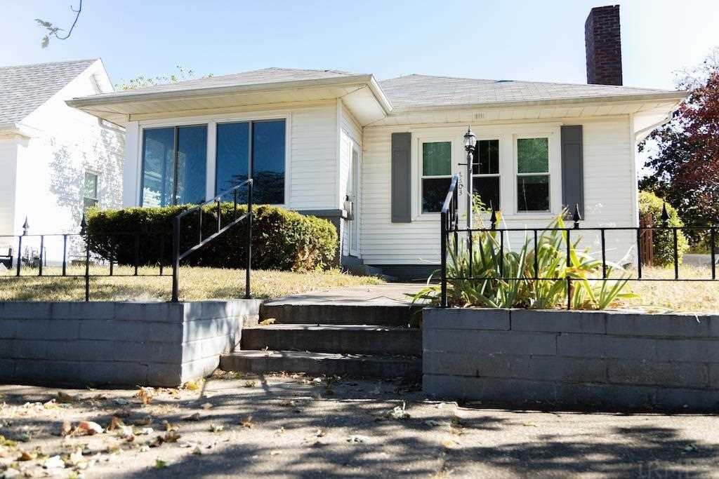 F.C. Tucker Emge Homes for Sale 1303 Upper 11Th Street Vincennes IN