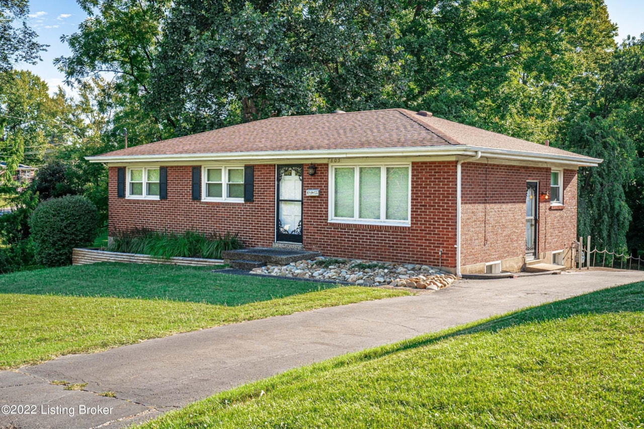 7805 Joyce Dr Louisville KY 40219 MLS1622831