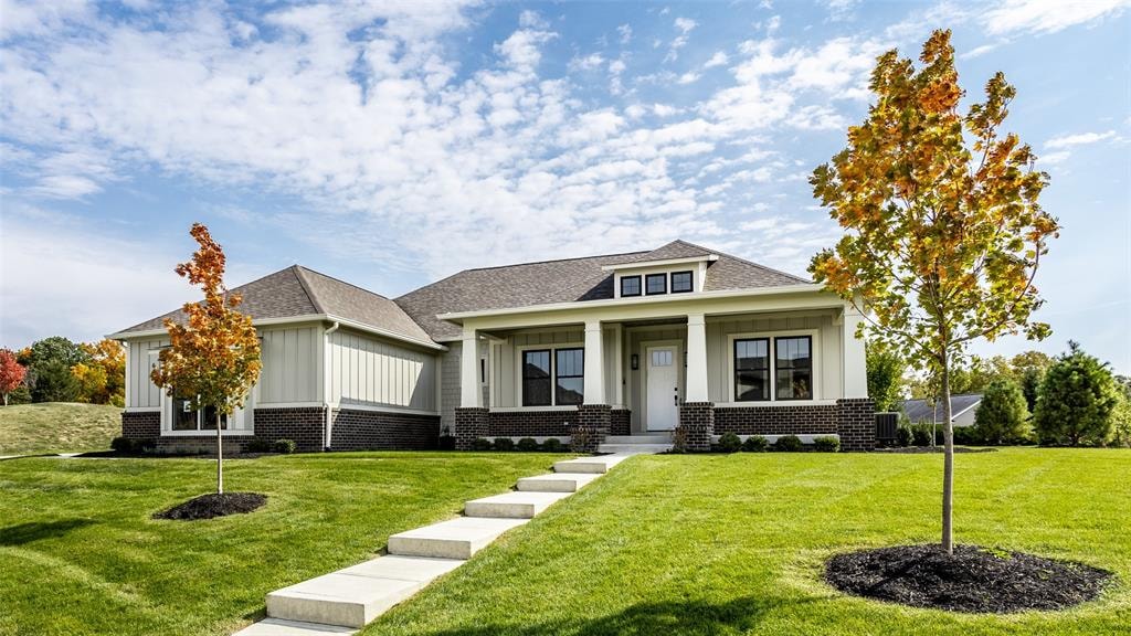 641 Chatham Hills Blvd Westfield, IN 46074 MLS 21890481