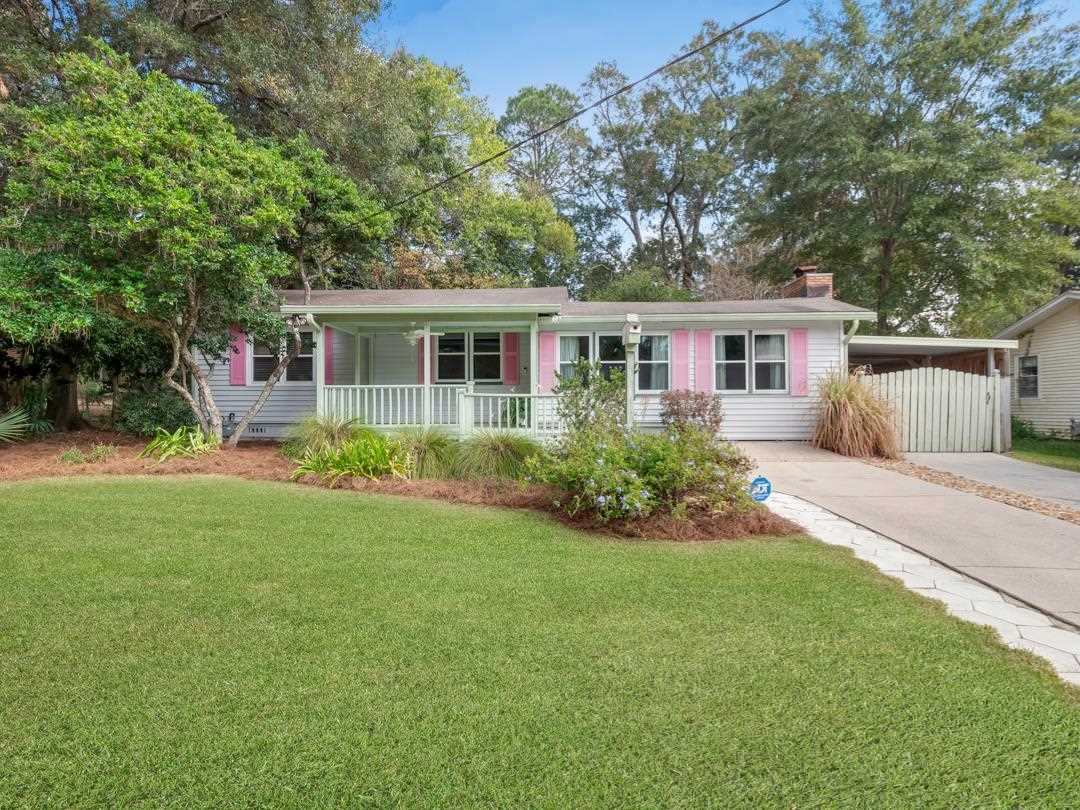 1537 Chuli Nene Tallahassee, FL 32301 in Indian Head Acres