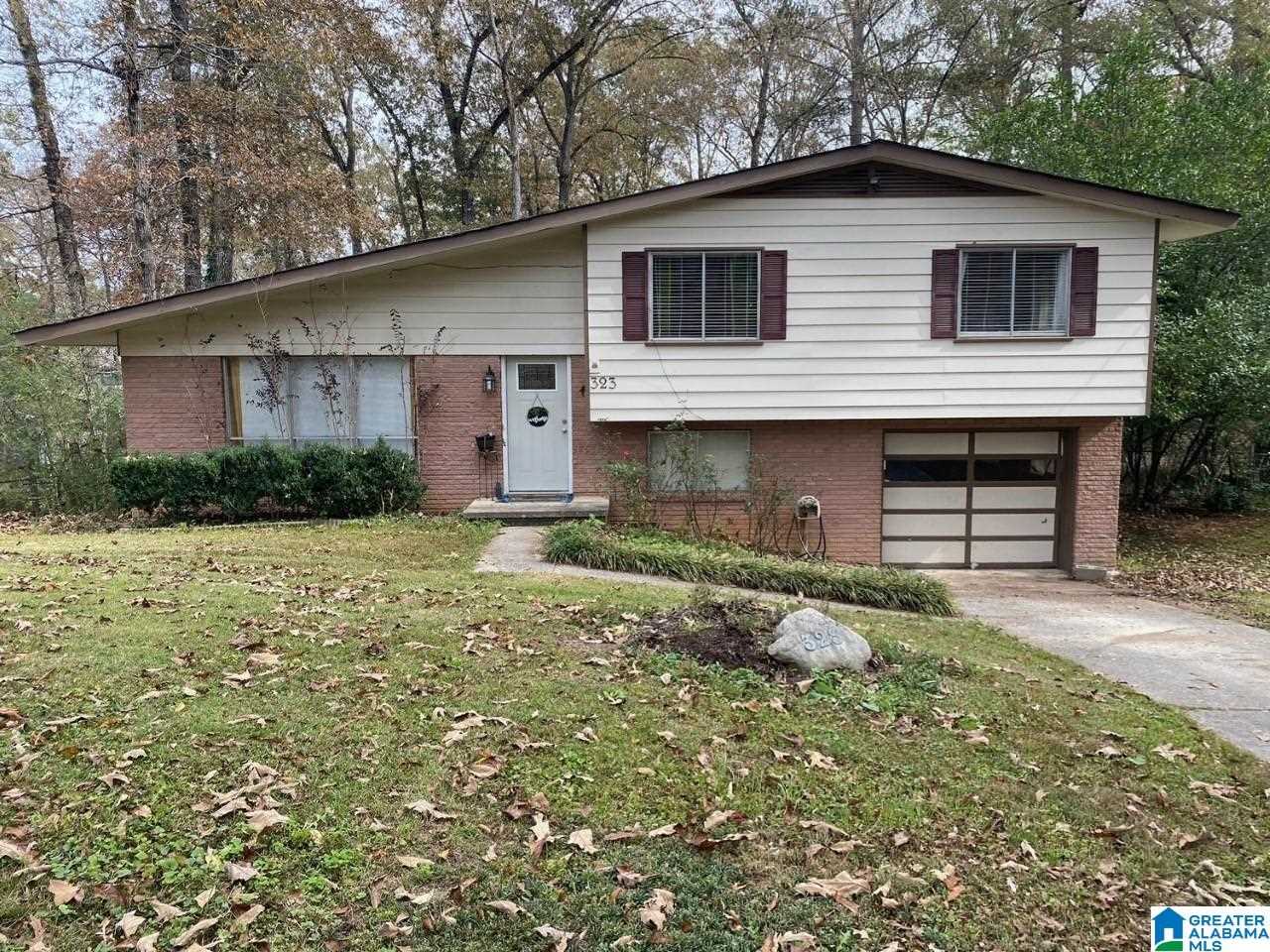 323 SW 12th Street in Alabaster, AL