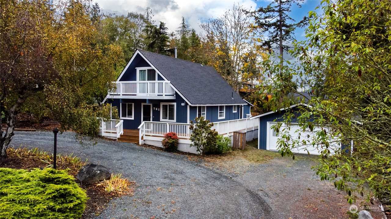 761 Shelter Bay Dr La Conner, WA 98257 MLS® 2018516