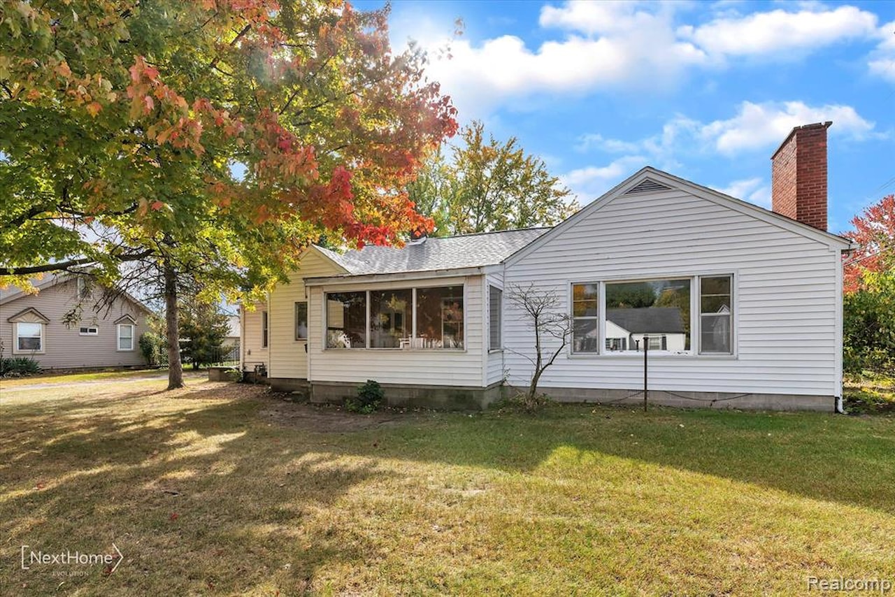 660 Greylock St Belleville, MI 48111 MLS 20221051539