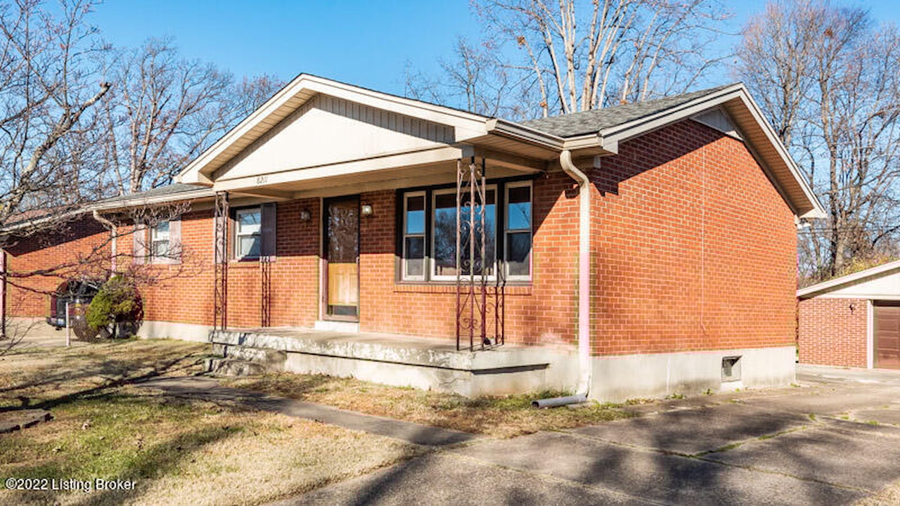 8211 Zelma Fields Ave Louisville, KY 40228 MLS 1627354