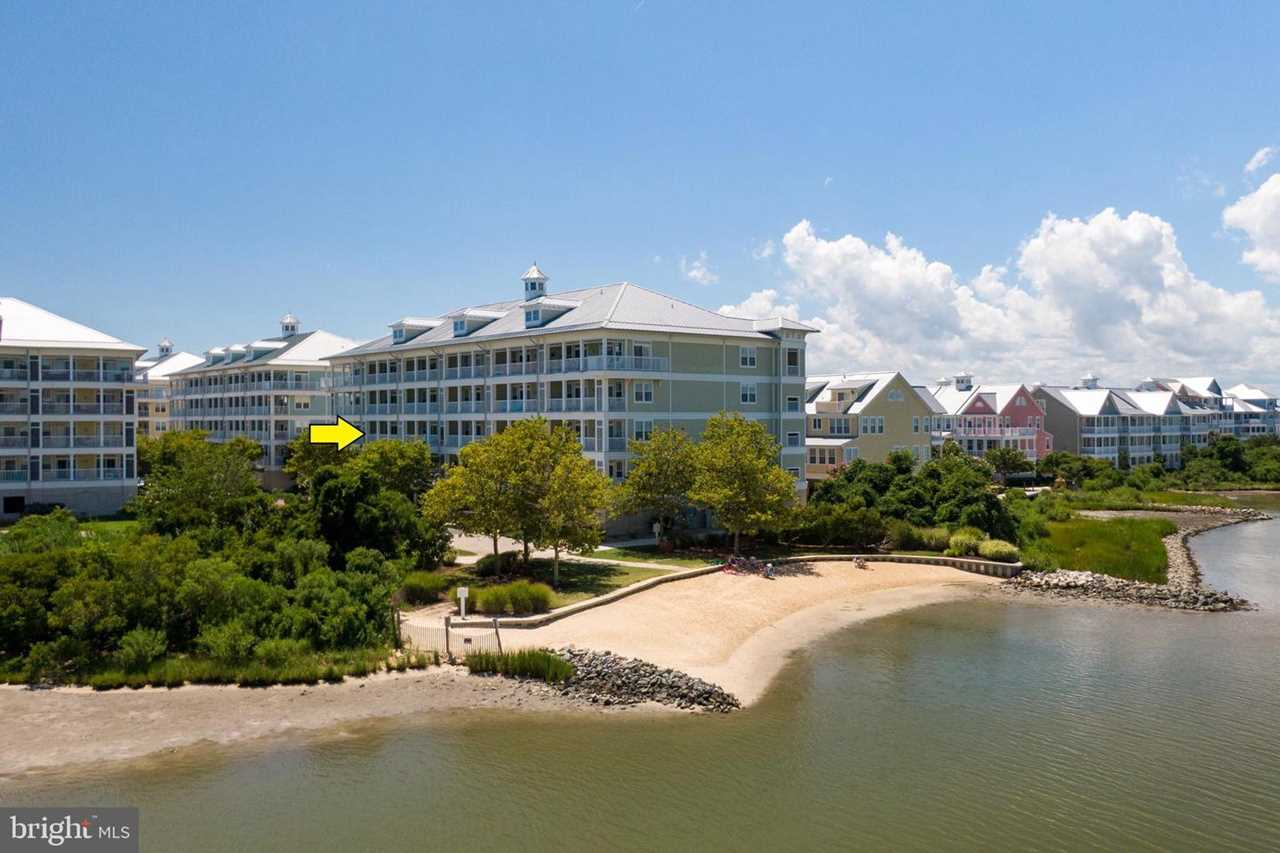 39 Fountain Dr W 3E Ocean City MD is a condo for sale BEACHLIFE