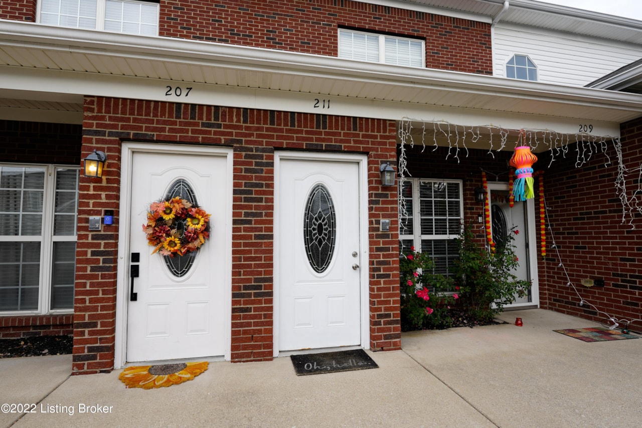 211 S Dorsey Ln Louisville, KY 40223 MLS 1625064