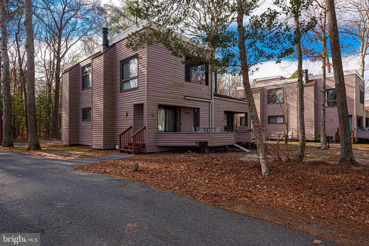 438 Ocean Parkway 16 Berlin MD is a home for sale BEACHLIFE