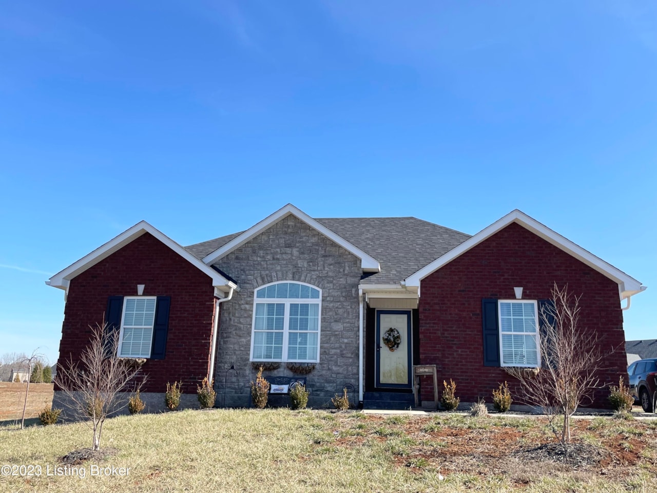 105 Branson Cir Coxs Creek, KY 40013 1630309 Cormans Crossing 237,000
