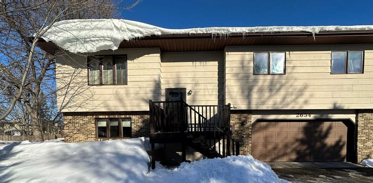 2634 18 St S Fargo, ND 58103 MLS 23438