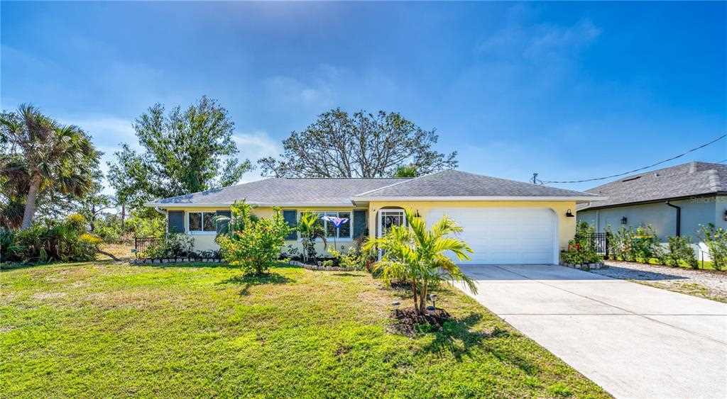 7177 Regina Dr, Englewood, FL 34224 MLS A4560107