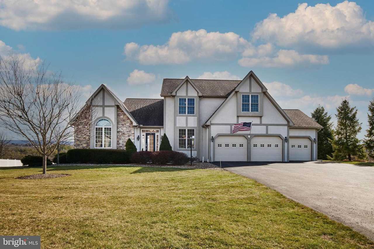 195 Meadow Flower Circle Bellefonte, PA 16823 home for sale KBB