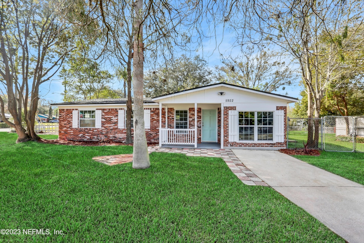 5922 Ridgeway RD E Jacksonville, FL 32244 home for sale, MLS1213136