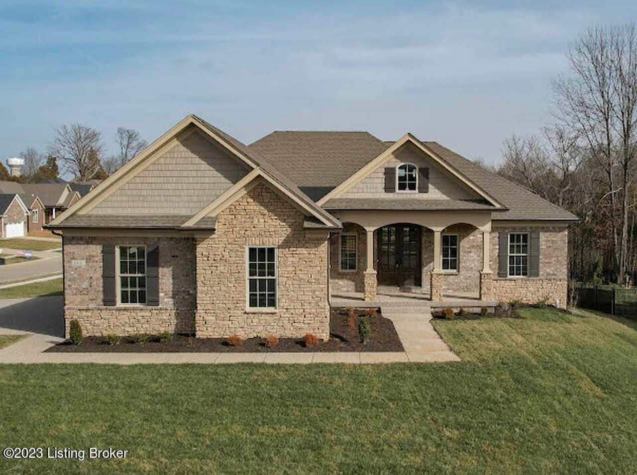 6401 Lovers Farm Trace Louisville, KY 40291 MLS 1630849