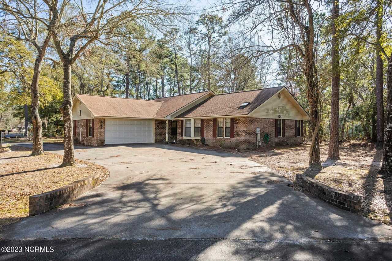 Real Estate & property in Carolina Shores NC at 2 Lakeview Ct the