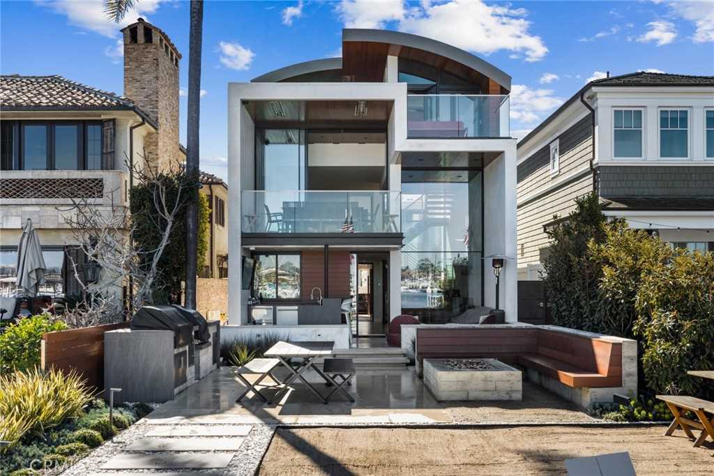 1509 E Bay Ave Newport Beach, CA 92661 MLS NP23029789