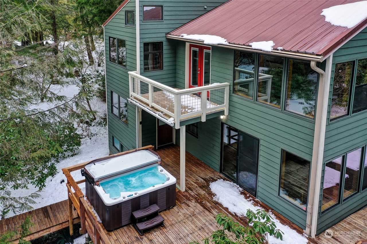 64205 NE 179th St Baring, WA 98224 MLS® 2040946