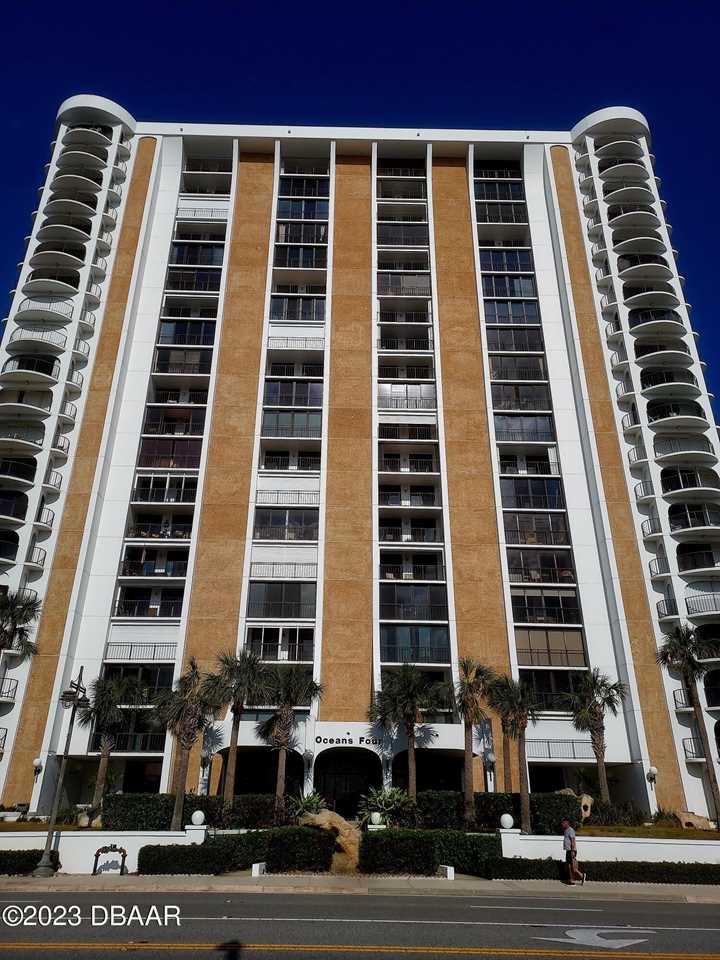 3003 Atlantic Avenue 5A2, Daytona Beach Shores, FL 32118 MLS