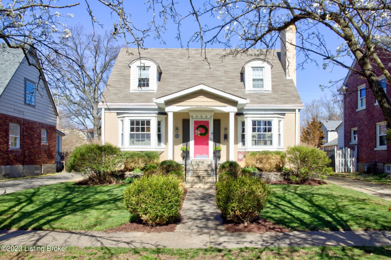 3611 Hycliffe Ave Louisville, KY 40207 MLS 1632486