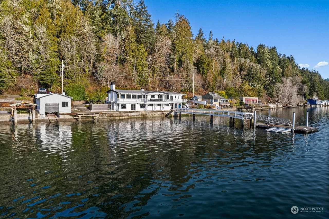 22820 N Us Hwy 101 Shelton, WA 98584 MLS® 2046210