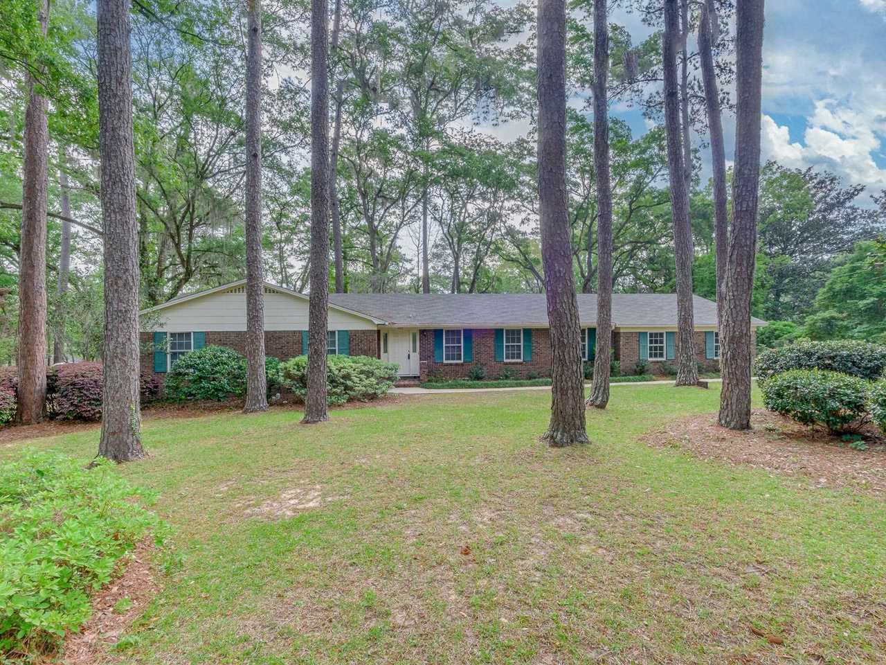 4405 W Shannon Lakes Tallahassee, FL 32309 in Killearn Estates